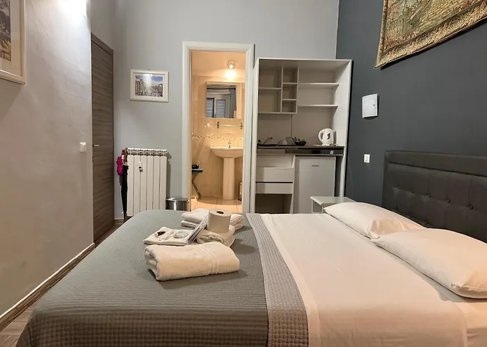 Napoleone 4* רומא