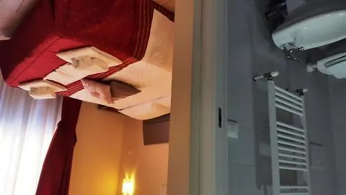 Napoleone 4* רומא